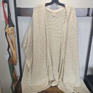 Elegant Cream Open-Front Poncho